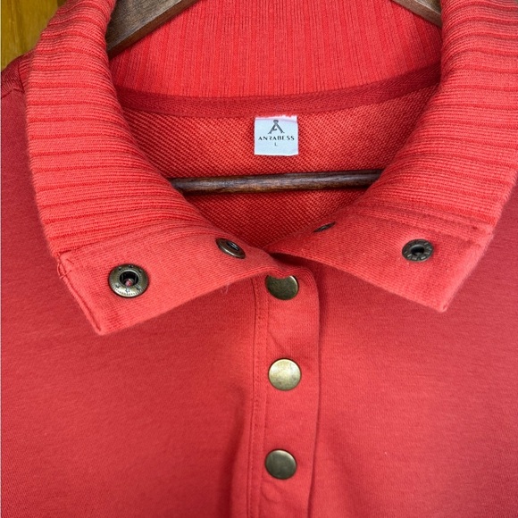 Women’s Anrabess Red Pullover Shirt - Picture 4 of 6